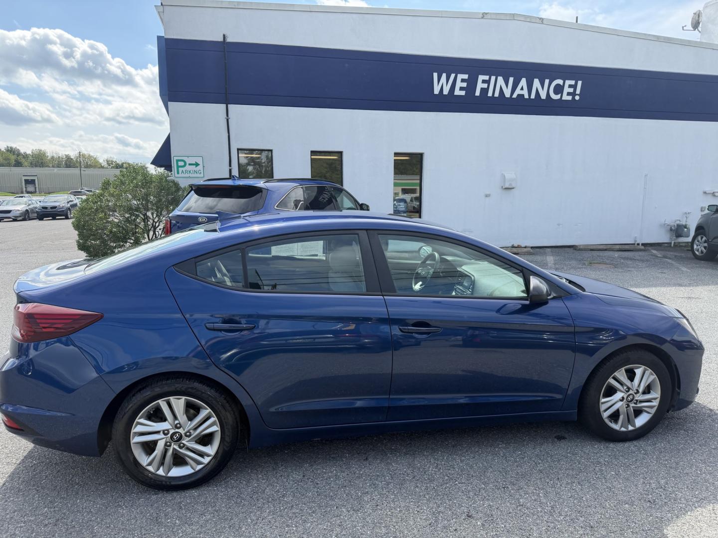 2020 BLUE Hyundai Elantra Limited (5NPD84LF7LH) with an 2.0L L4 DOHC 16V engine, 6A transmission, located at 1254 Manheim Pike, Lancaster, PA, 17601, (717) 393-9133, 40.062870, -76.323273- Photo#5