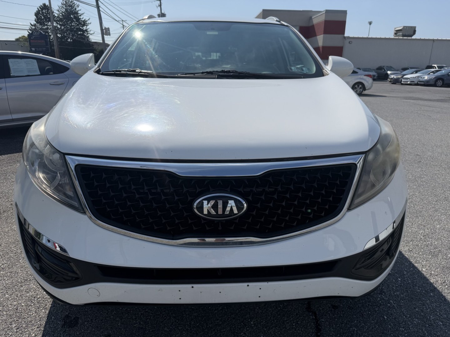 2016 WHITE Kia Sportage LX AWD (KNDPBCAC1G7) with an 2.4L V6 DOHC 24V engine, 6-Speed Automatic transmission, located at 1254 Manheim Pike, Lancaster, PA, 17601, (717) 393-9133, 40.062870, -76.323273- Photo#5