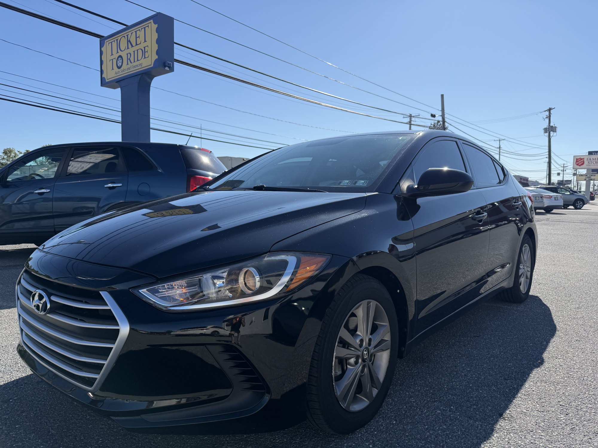 photo of 2017 Hyundai Elantra Limited