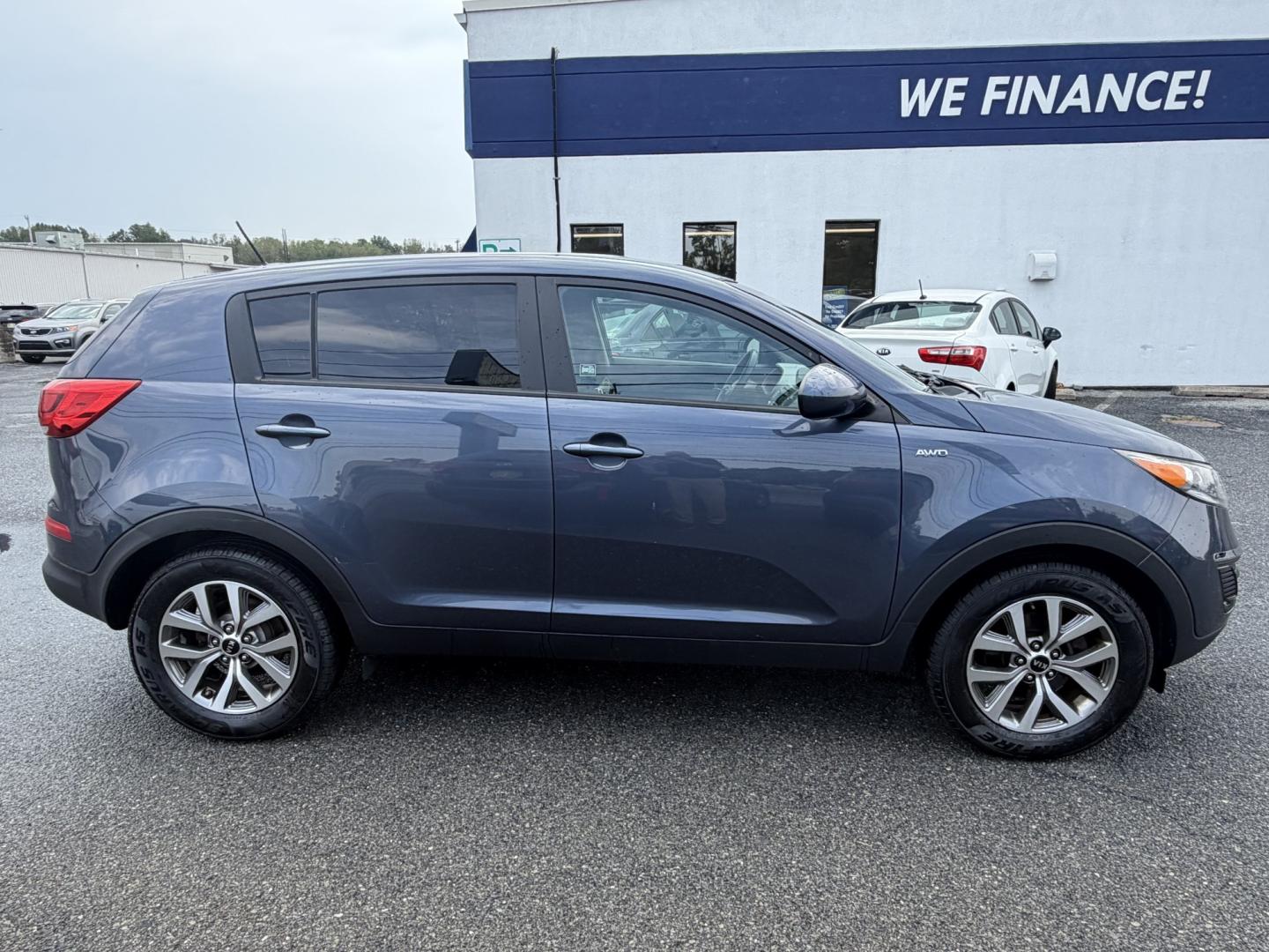 2016 BLUE Kia Sportage LX AWD (KNDPBCAC5G7) with an 2.4L V6 DOHC 24V engine, 6-Speed Automatic transmission, located at 1254 Manheim Pike, Lancaster, PA, 17601, (717) 393-9133, 40.062870, -76.323273- Photo#7