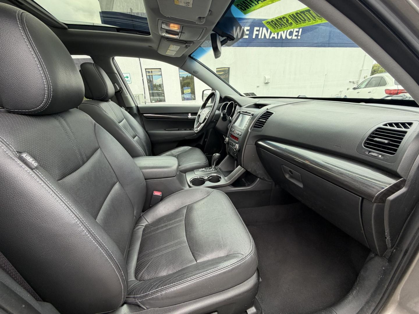 2013 GREY Kia Sorento SX 4WD (5XYKWDA2XDG) with an 3.5L V6 DOHC 24V engine, 6-Speed Automatic transmission, located at 1254 Manheim Pike, Lancaster, PA, 17601, (717) 393-9133, 40.062870, -76.323273- Photo#19