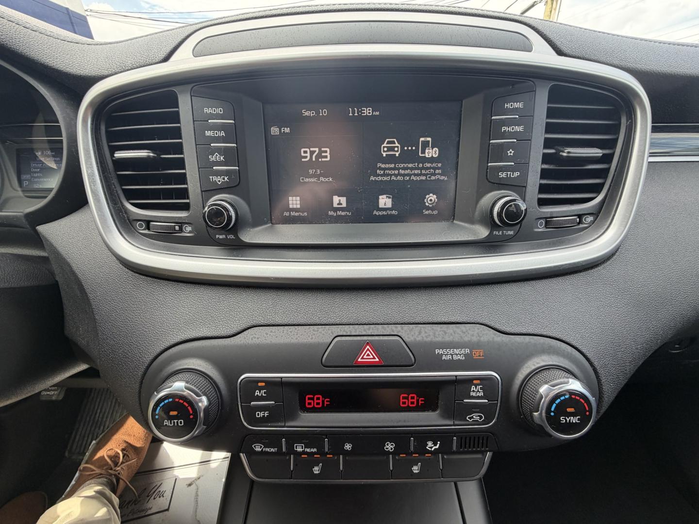 2019 GREY Kia Sorento LX V6 AWD (5XYPGDA57KG) with an 3.3L V6 DOHC 24V engine, 6A transmission, located at 1254 Manheim Pike, Lancaster, PA, 17601, (717) 393-9133, 40.062870, -76.323273- Photo#10