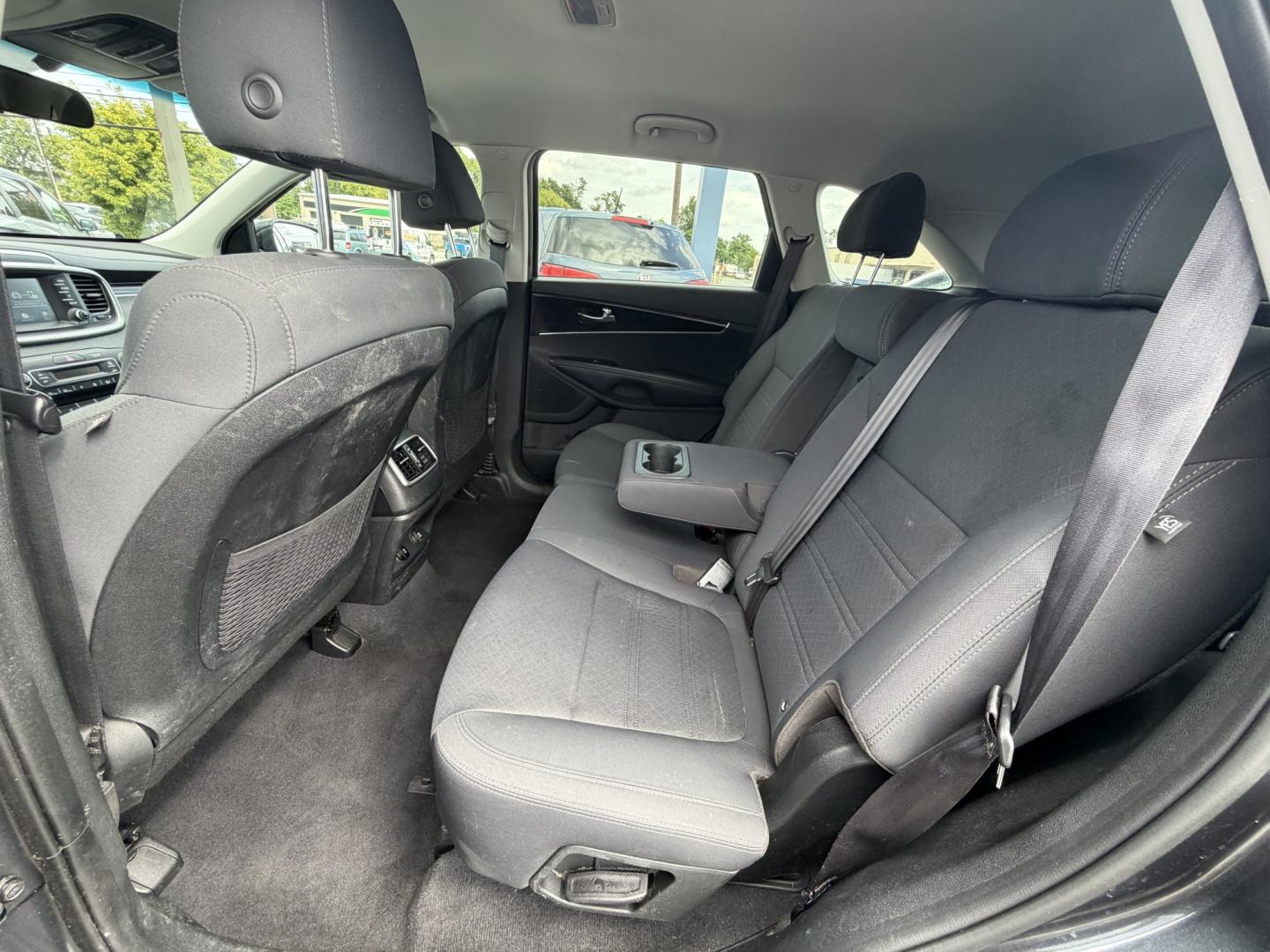 2019 GREY Kia Sorento LX V6 AWD (5XYPGDA57KG) with an 3.3L V6 DOHC 24V engine, 6A transmission, located at 1254 Manheim Pike, Lancaster, PA, 17601, (717) 393-9133, 40.062870, -76.323273- Photo#13