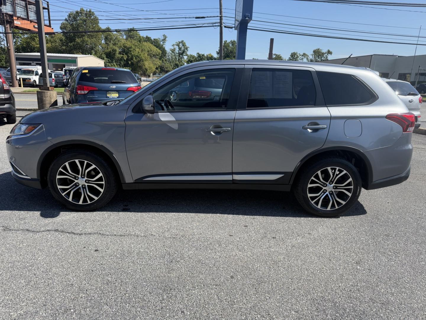 2016 SILVER Mitsubishi Outlander SE AWD (JA4AZ3A33GZ) with an 2.4L L4 DOHC 16V engine, CVT transmission, located at 1254 Manheim Pike, Lancaster, PA, 17601, (717) 393-9133, 40.062870, -76.323273- Photo#1