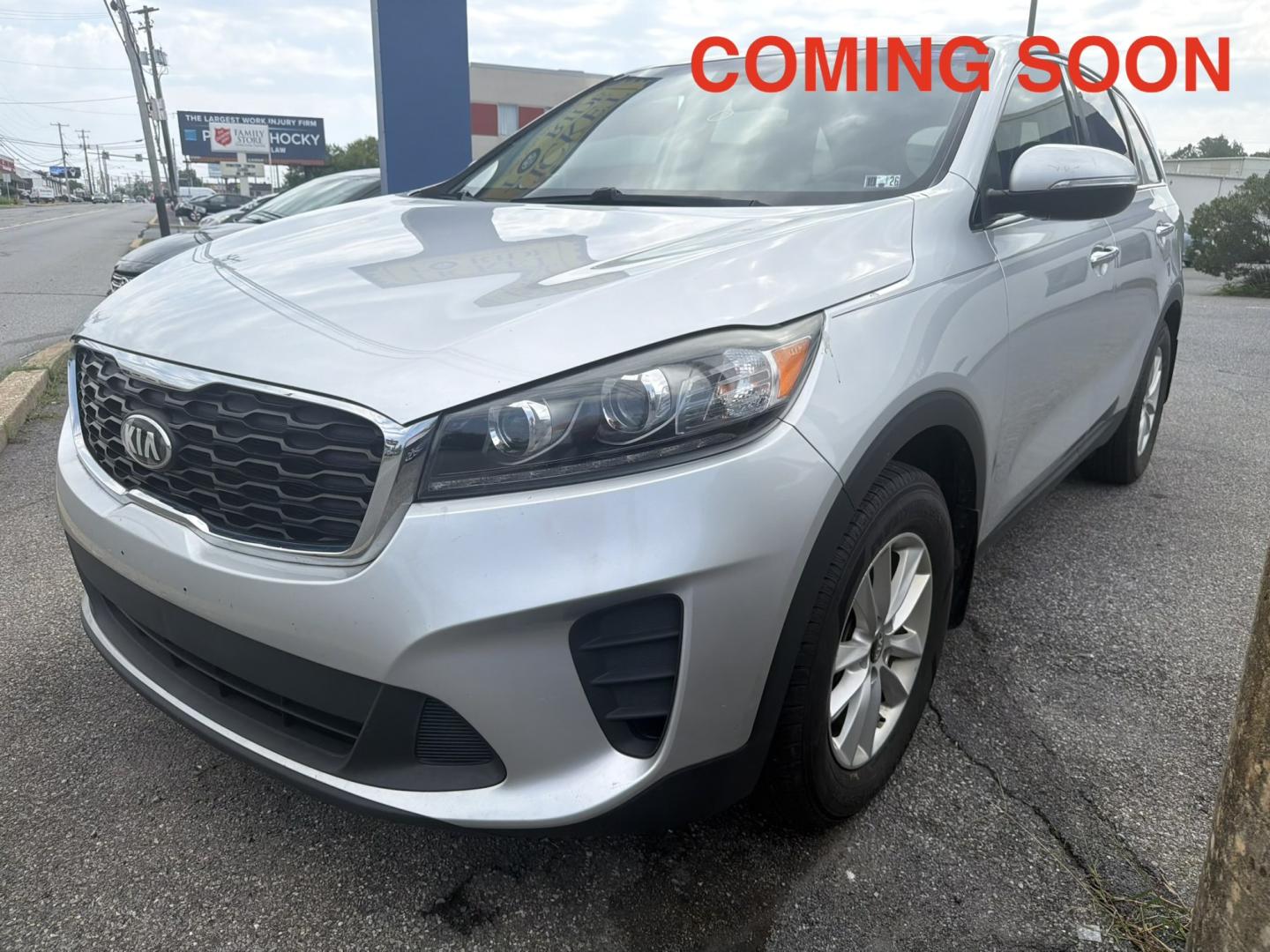 2019 SILVER Kia Sorento LX 2WD (5XYPG4A37KG) with an 2.4L L4 DOHC 16V engine, 6A transmission, located at 1254 Manheim Pike, Lancaster, PA, 17601, (717) 393-9133, 40.062870, -76.323273- Photo#0