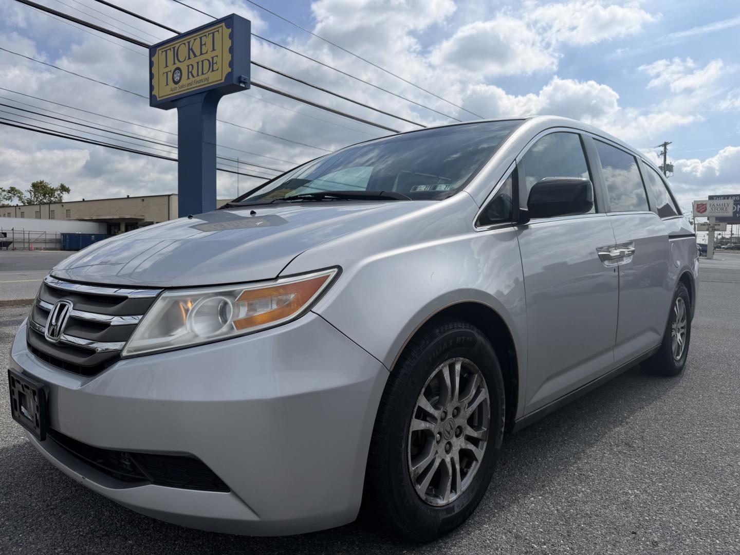 2012 SILVER Honda Odyssey EX-L (5FNRL5H66CB) with an 3.5L V6 SOHC 24V engine, 5-Speed Automatic transmission, located at 1254 Manheim Pike, Lancaster, PA, 17601, (717) 393-9133, 40.062870, -76.323273- Photo#0