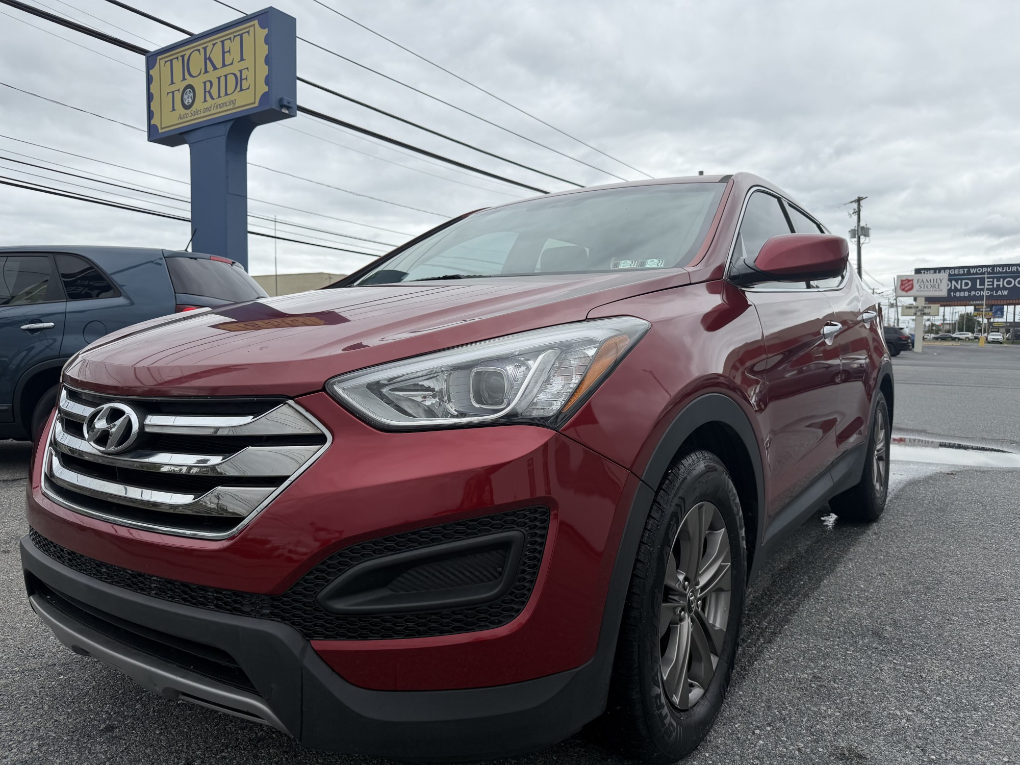 photo of 2013 Hyundai Santa Fe Sport 2.4 FWD