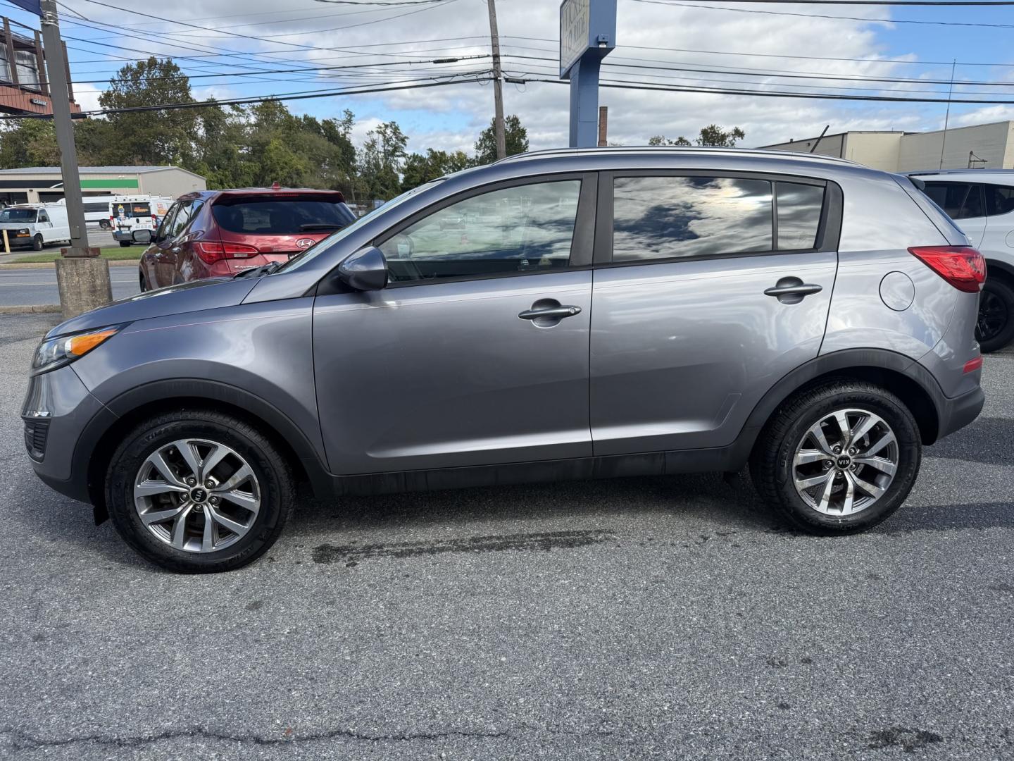 2016 SILVER Kia Sportage LX FWD (KNDPB3AC4G7) with an 2.4L V6 DOHC 24V engine, 6-Speed Automatic transmission, located at 1254 Manheim Pike, Lancaster, PA, 17601, (717) 393-9133, 40.062870, -76.323273 - Add style and versatility to your daily drive with this 2016 Kia Sportage LX FWD! This compact SUV combines a sporty look with a comfortable interior and flexible cargo space for groceries, work bags, or weekend gear. Its convenient four-door design makes loading passengers easy, while its manageabl- Photo#1
