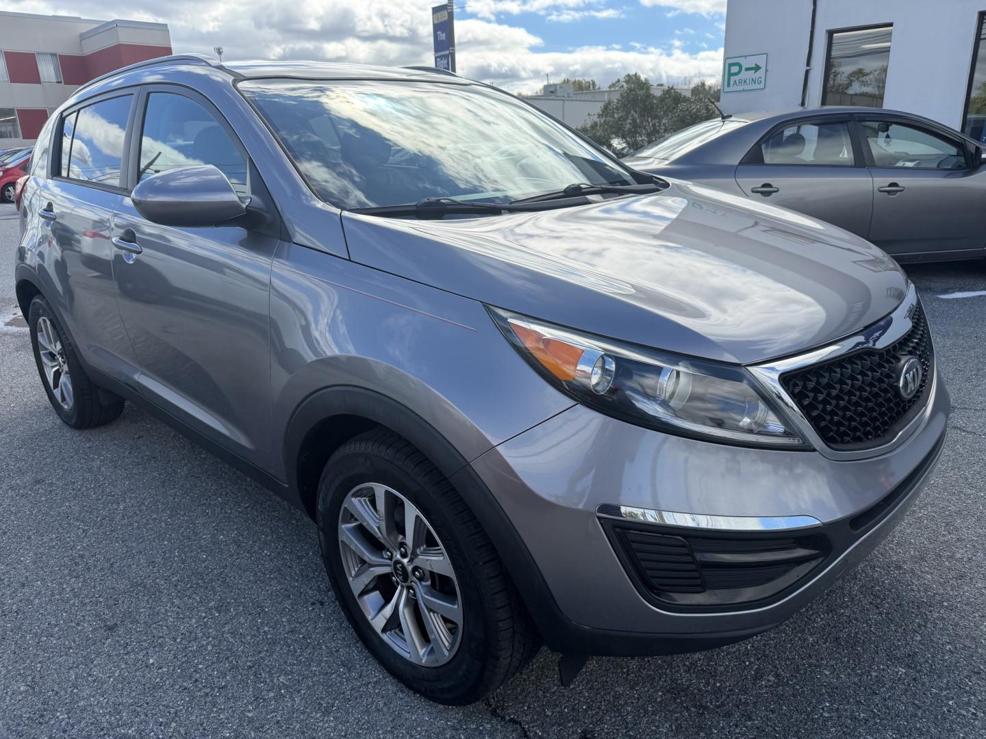 2016 SILVER Kia Sportage LX FWD (KNDPB3AC4G7) with an 2.4L V6 DOHC 24V engine, 6-Speed Automatic transmission, located at 1254 Manheim Pike, Lancaster, PA, 17601, (717) 393-9133, 40.062870, -76.323273 - Add style and versatility to your daily drive with this 2016 Kia Sportage LX FWD! This compact SUV combines a sporty look with a comfortable interior and flexible cargo space for groceries, work bags, or weekend gear. Its convenient four-door design makes loading passengers easy, while its manageabl- Photo#6