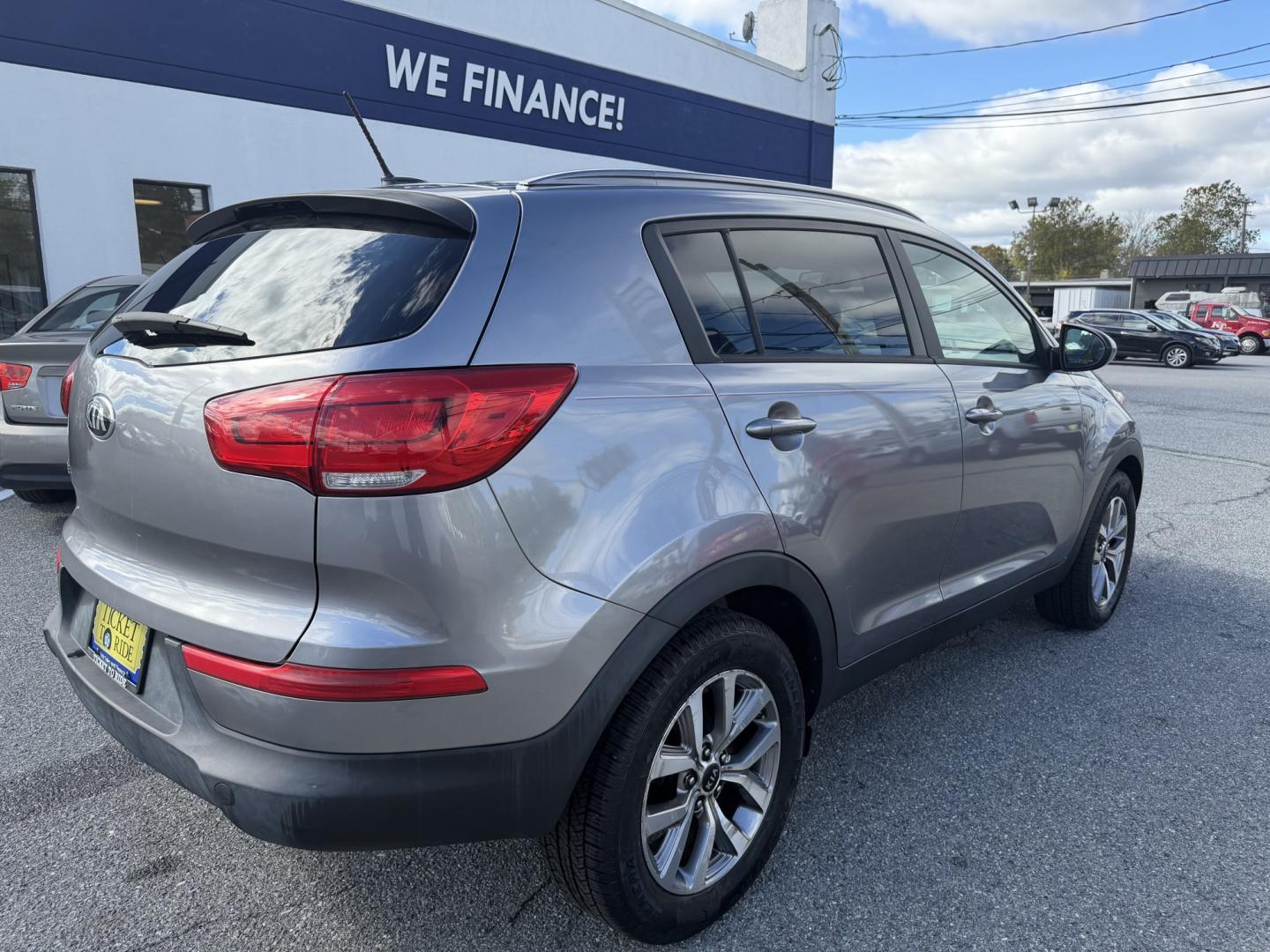2016 SILVER Kia Sportage LX FWD (KNDPB3AC4G7) with an 2.4L V6 DOHC 24V engine, 6-Speed Automatic transmission, located at 1254 Manheim Pike, Lancaster, PA, 17601, (717) 393-9133, 40.062870, -76.323273 - Add style and versatility to your daily drive with this 2016 Kia Sportage LX FWD! This compact SUV combines a sporty look with a comfortable interior and flexible cargo space for groceries, work bags, or weekend gear. Its convenient four-door design makes loading passengers easy, while its manageabl- Photo#4