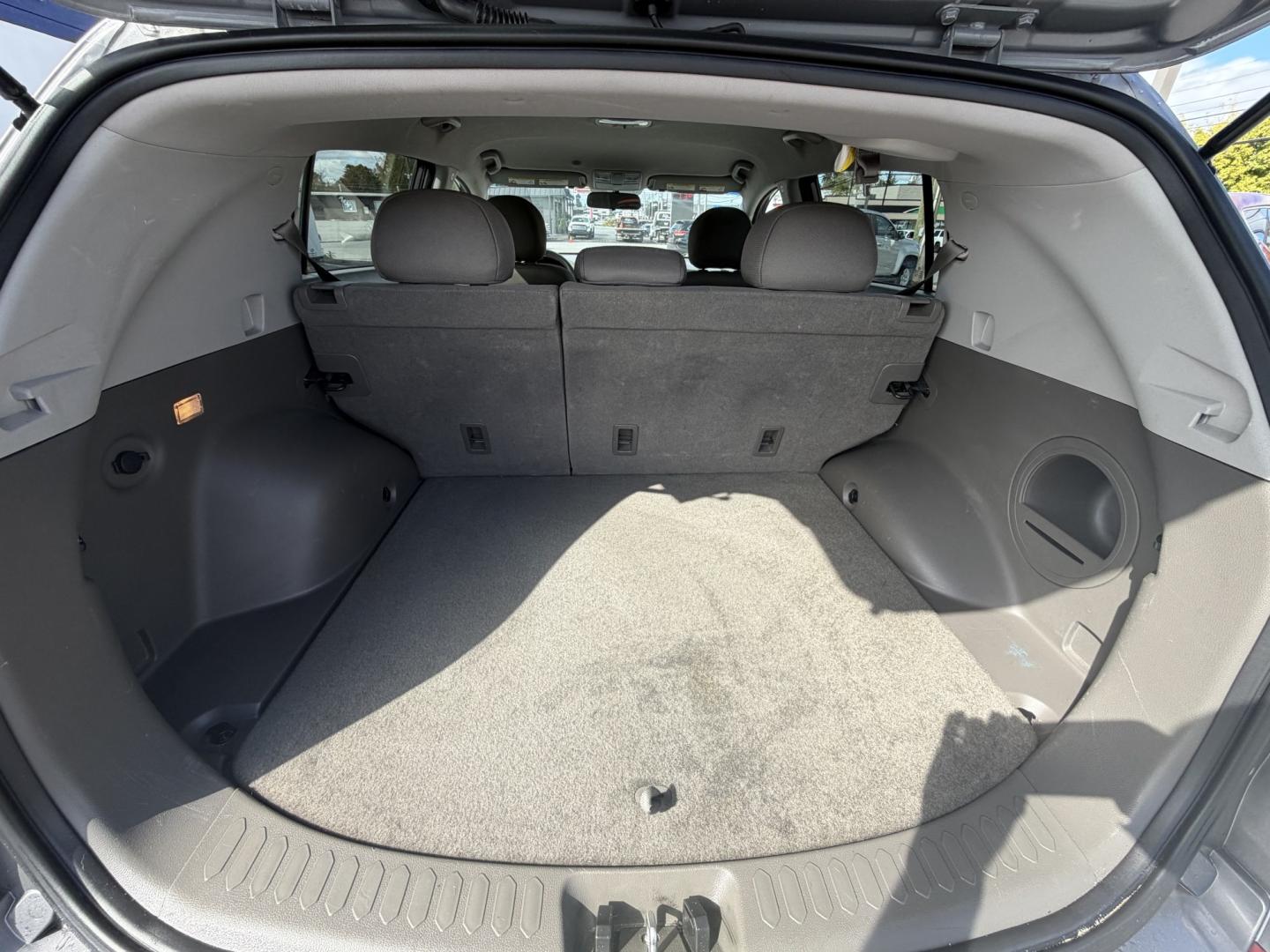 2016 SILVER Kia Sportage LX FWD (KNDPB3AC4G7) with an 2.4L V6 DOHC 24V engine, 6-Speed Automatic transmission, located at 1254 Manheim Pike, Lancaster, PA, 17601, (717) 393-9133, 40.062870, -76.323273 - Add style and versatility to your daily drive with this 2016 Kia Sportage LX FWD! This compact SUV combines a sporty look with a comfortable interior and flexible cargo space for groceries, work bags, or weekend gear. Its convenient four-door design makes loading passengers easy, while its manageabl- Photo#19