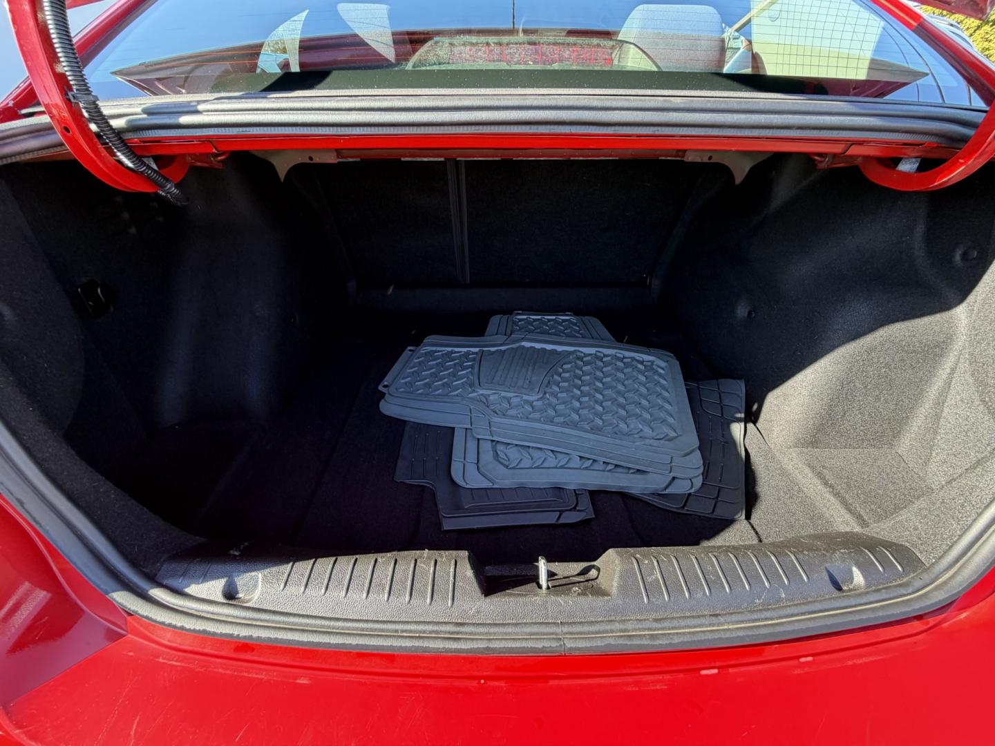 2016 RED Chevrolet Cruze Limited LS Auto (1G1PC5SGXG7) with an 1.8L L4 DOHC 16V FFV engine, 6A transmission, located at 1254 Manheim Pike, Lancaster, PA, 17601, (717) 393-9133, 40.062870, -76.323273- Photo#18