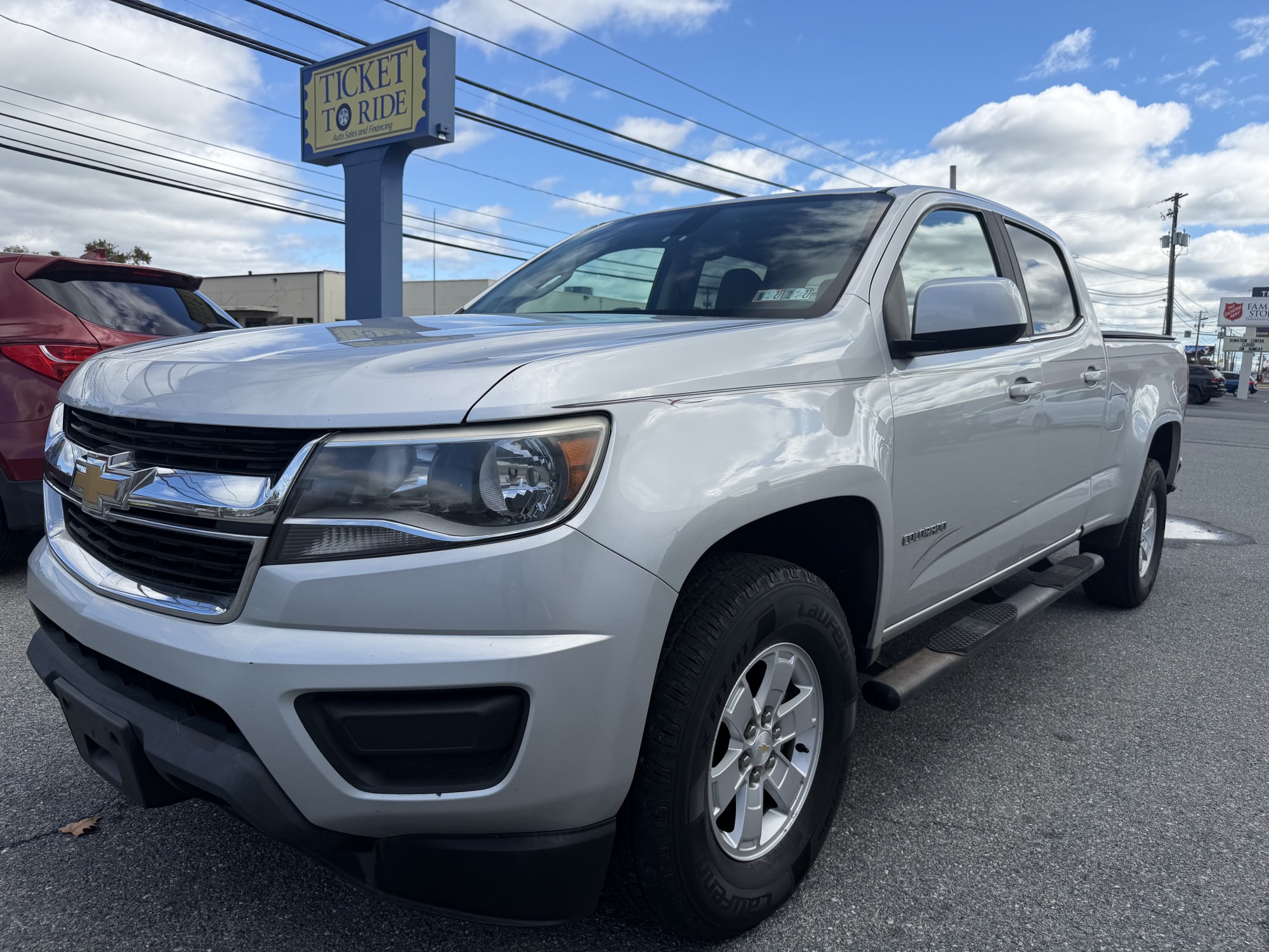 photo of 2017 Chevrolet Colorado Work Truck Crew Cab 2WD Long Box