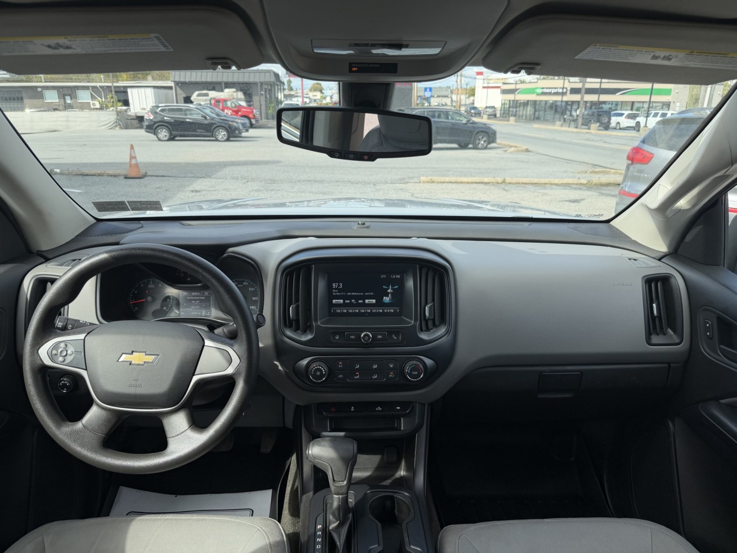 2017 SILVER Chevrolet Colorado Work Truck Crew Cab 2WD Long Box (1GCGSBEN8H1) with an 3.6L V6 DOHC 24V GAS engine, 6A transmission, located at 1254 Manheim Pike, Lancaster, PA, 17601, (717) 393-9133, 40.062870, -76.323273 - Take on busy workdays and weekend projects with this 2017 Chevrolet Colorado Work Truck Crew Cab 2WD Long Box! The Crew Cab offers room for passengers and convenient access through four doors, while the long bed provides space for tools, supplies, and outdoor gear. Its practical Work Truck design ma- Photo#10