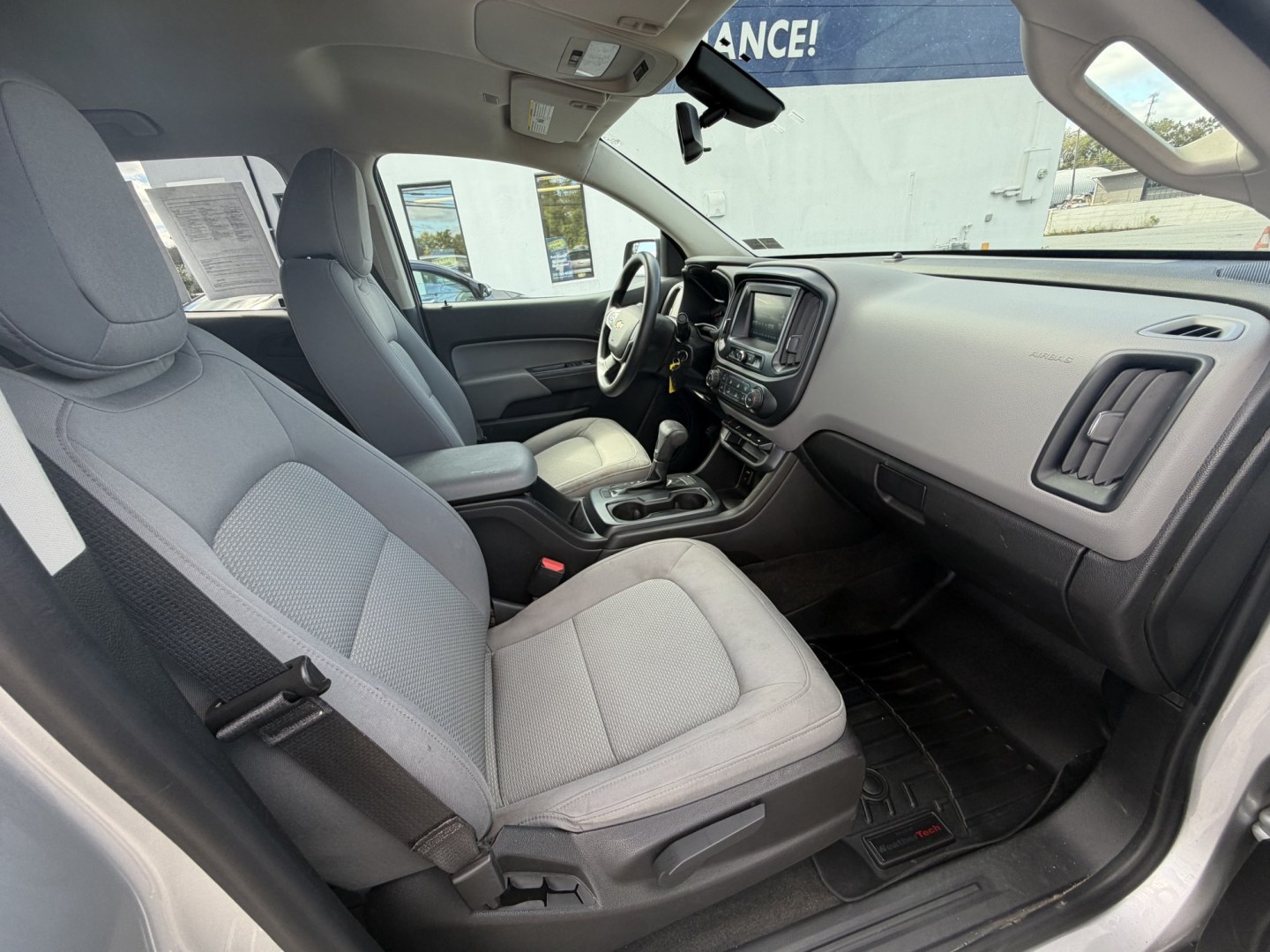 2017 SILVER Chevrolet Colorado Work Truck Crew Cab 2WD Long Box (1GCGSBEN8H1) with an 3.6L V6 DOHC 24V GAS engine, 6A transmission, located at 1254 Manheim Pike, Lancaster, PA, 17601, (717) 393-9133, 40.062870, -76.323273 - Take on busy workdays and weekend projects with this 2017 Chevrolet Colorado Work Truck Crew Cab 2WD Long Box! The Crew Cab offers room for passengers and convenient access through four doors, while the long bed provides space for tools, supplies, and outdoor gear. Its practical Work Truck design ma- Photo#18