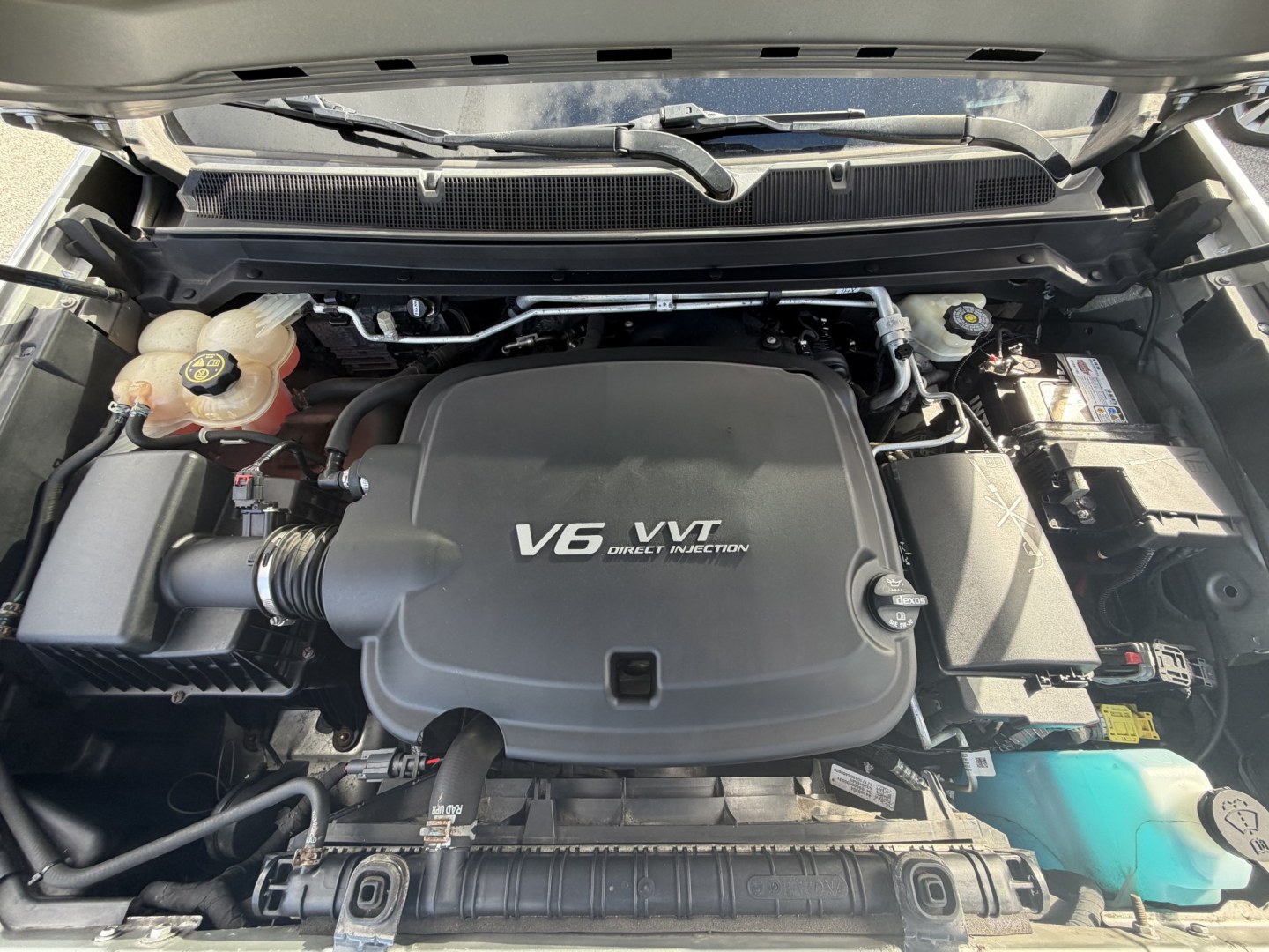 2017 SILVER Chevrolet Colorado Work Truck Crew Cab 2WD Long Box (1GCGSBEN8H1) with an 3.6L V6 DOHC 24V GAS engine, 6A transmission, located at 1254 Manheim Pike, Lancaster, PA, 17601, (717) 393-9133, 40.062870, -76.323273 - Take on busy workdays and weekend projects with this 2017 Chevrolet Colorado Work Truck Crew Cab 2WD Long Box! The Crew Cab offers room for passengers and convenient access through four doors, while the long bed provides space for tools, supplies, and outdoor gear. Its practical Work Truck design ma- Photo#20