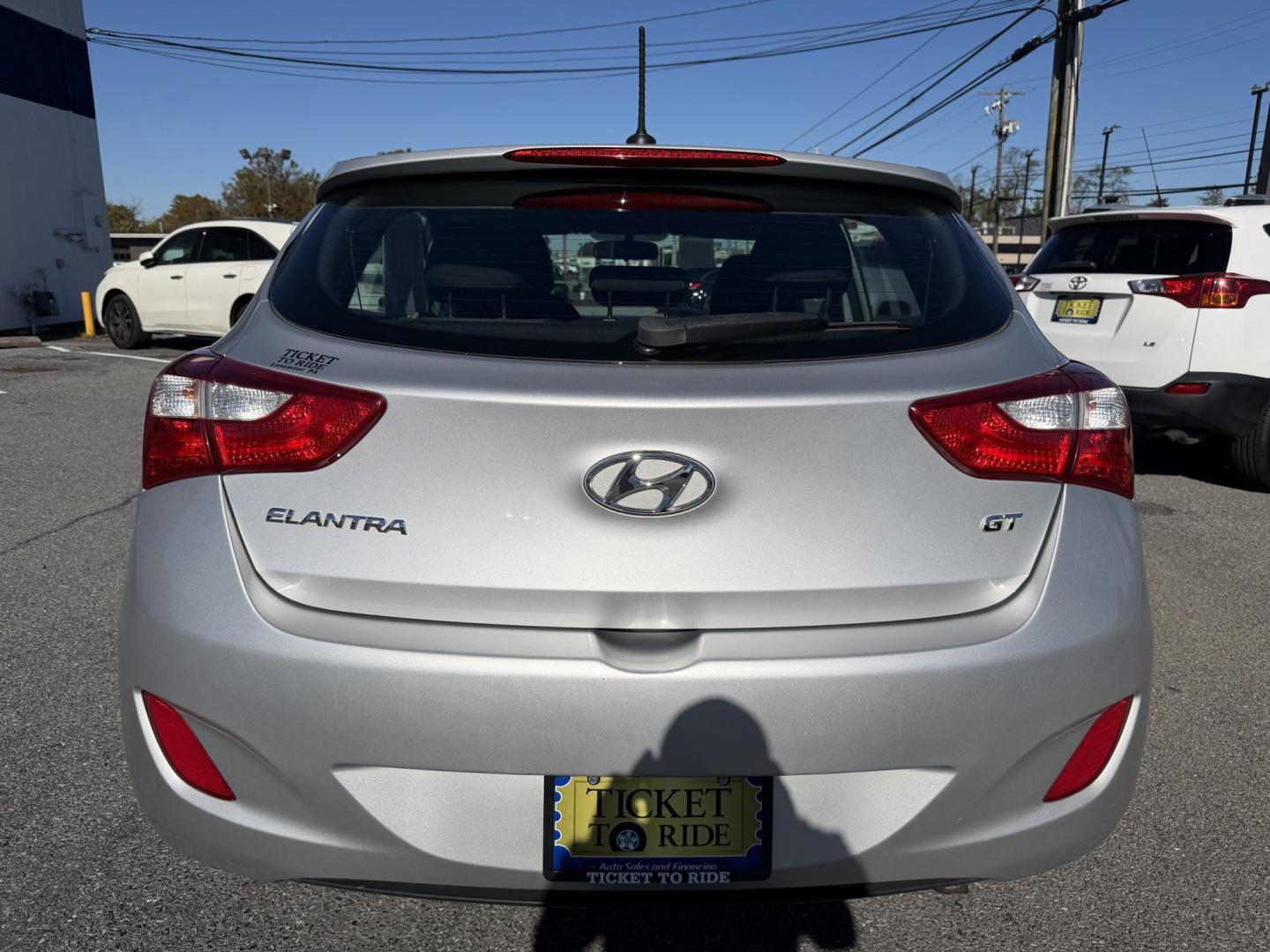 2016 SILVER Hyundai Elantra GT A/T (KMHD35LH4GU) with an 2.0L L4 16V DOHC engine, 6A transmission, located at 1254 Manheim Pike, Lancaster, PA, 17601, (717) 393-9133, 40.062870, -76.323273- Photo#3