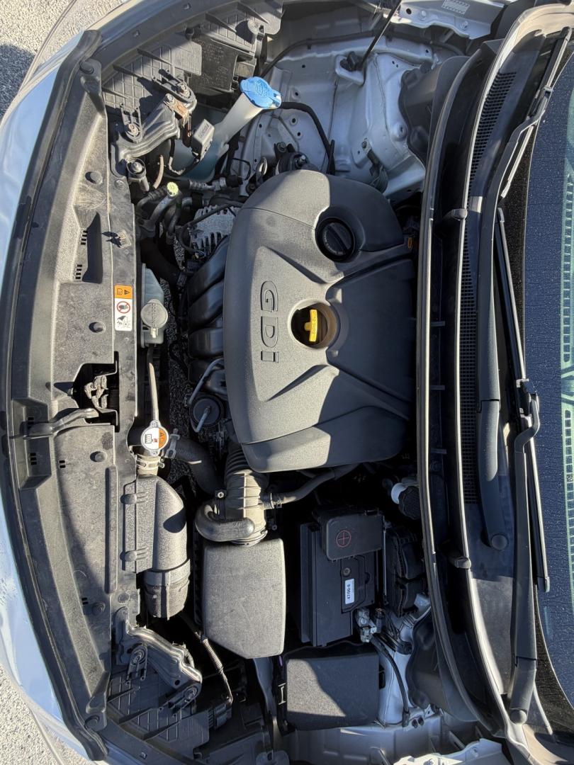 2016 SILVER Hyundai Elantra GT A/T (KMHD35LH4GU) with an 2.0L L4 16V DOHC engine, 6A transmission, located at 1254 Manheim Pike, Lancaster, PA, 17601, (717) 393-9133, 40.062870, -76.323273- Photo#19